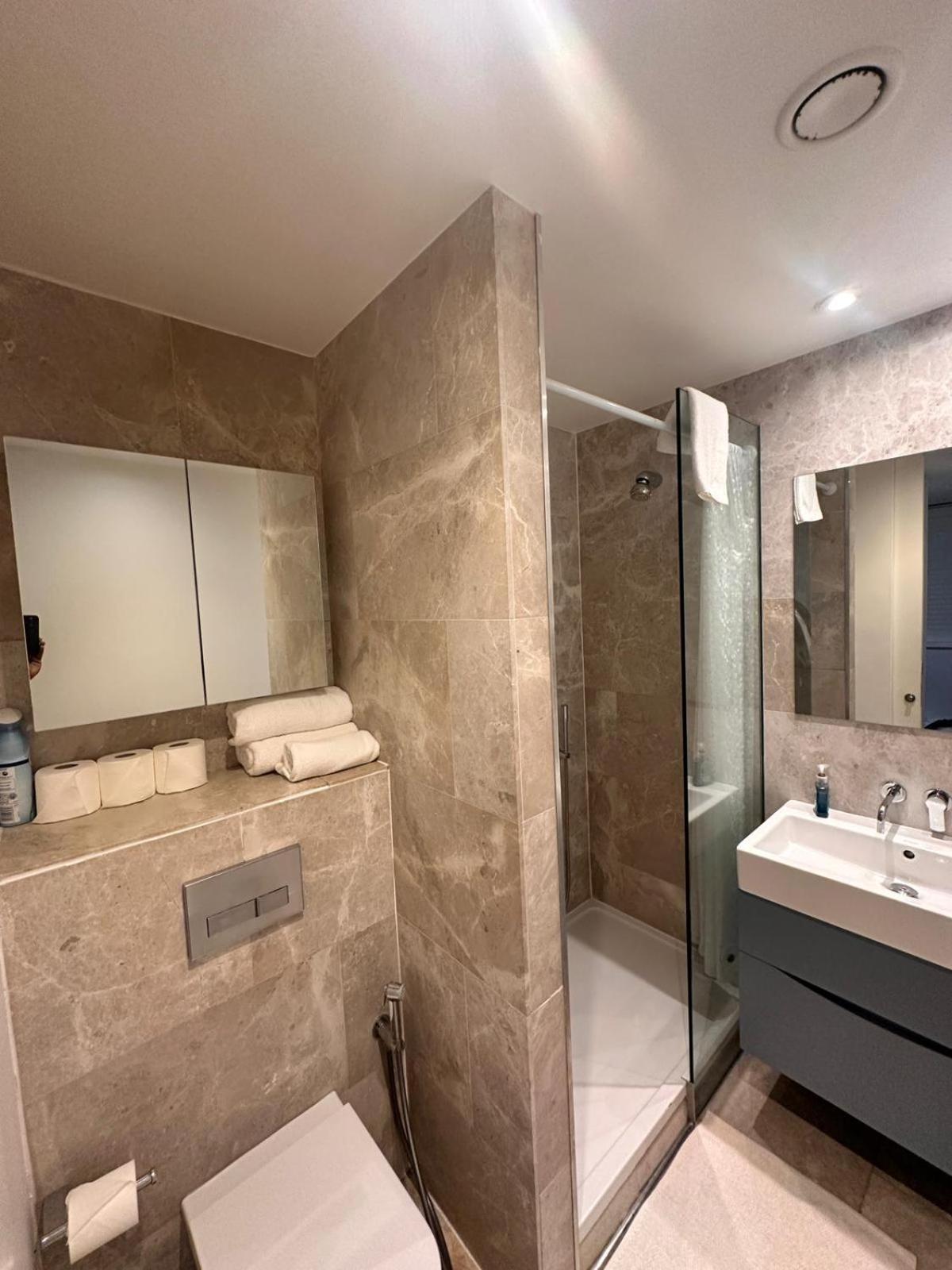 Spacious Central London Flat - 2Bhk Exterior foto